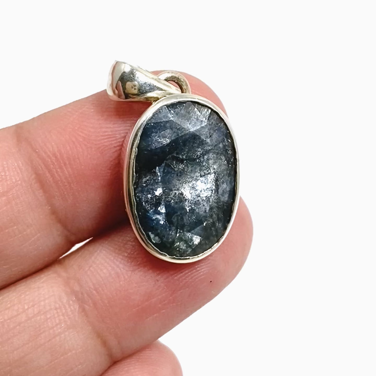 Sapphire Oval Faceted Pendant PPGJ1213