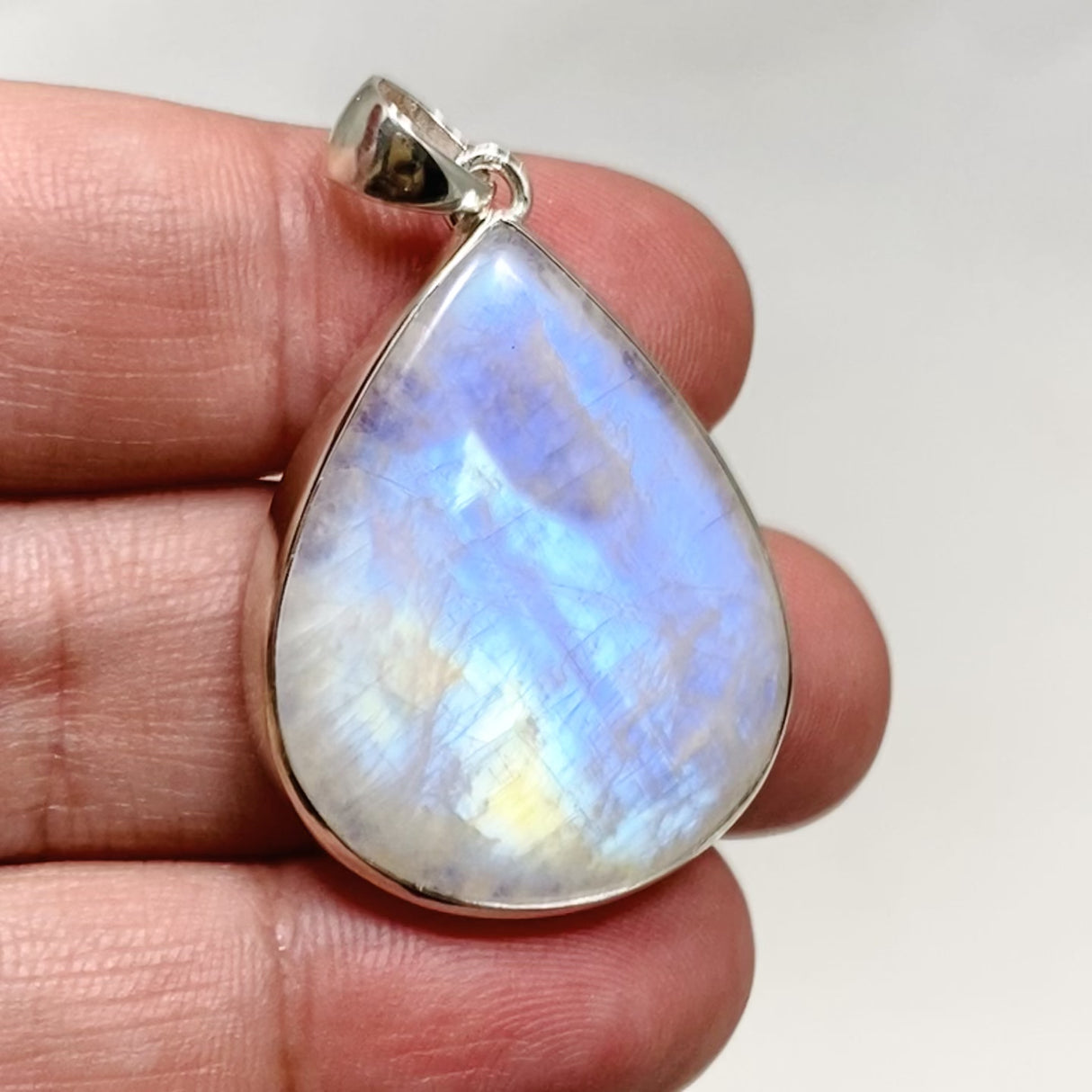 Moonstone Teardrop Pendant KPGJ4249