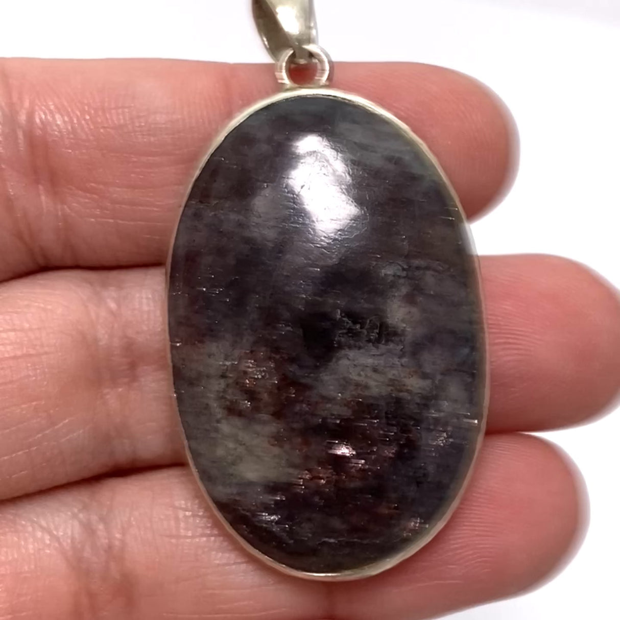 Sunstone in Iolite oval pendant KPGJ2912