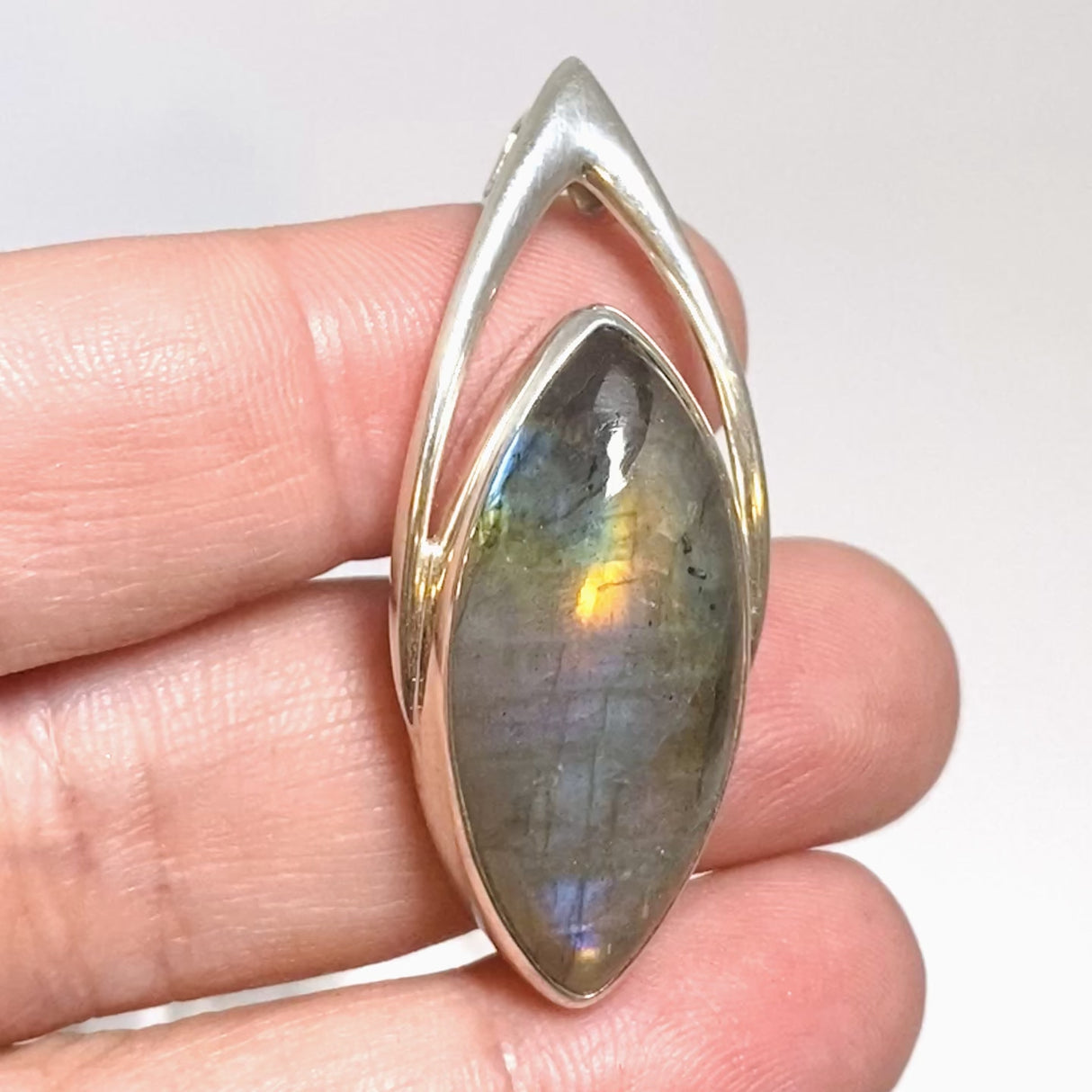 Rainbow Labradorite Marquise Pendant BTP-108