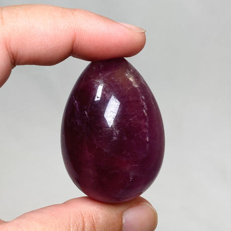 Purple Fluorite Egg PFE-01 - Nature's Magick