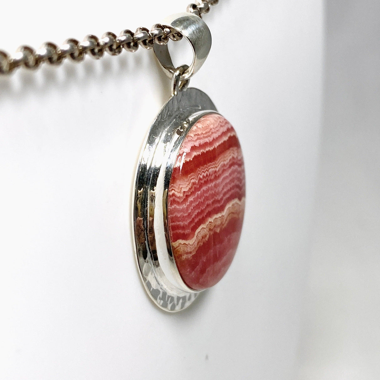 Rhodochrosite Round Pendant in a Hammered Setting KPGJ4321 - Nature's Magick
