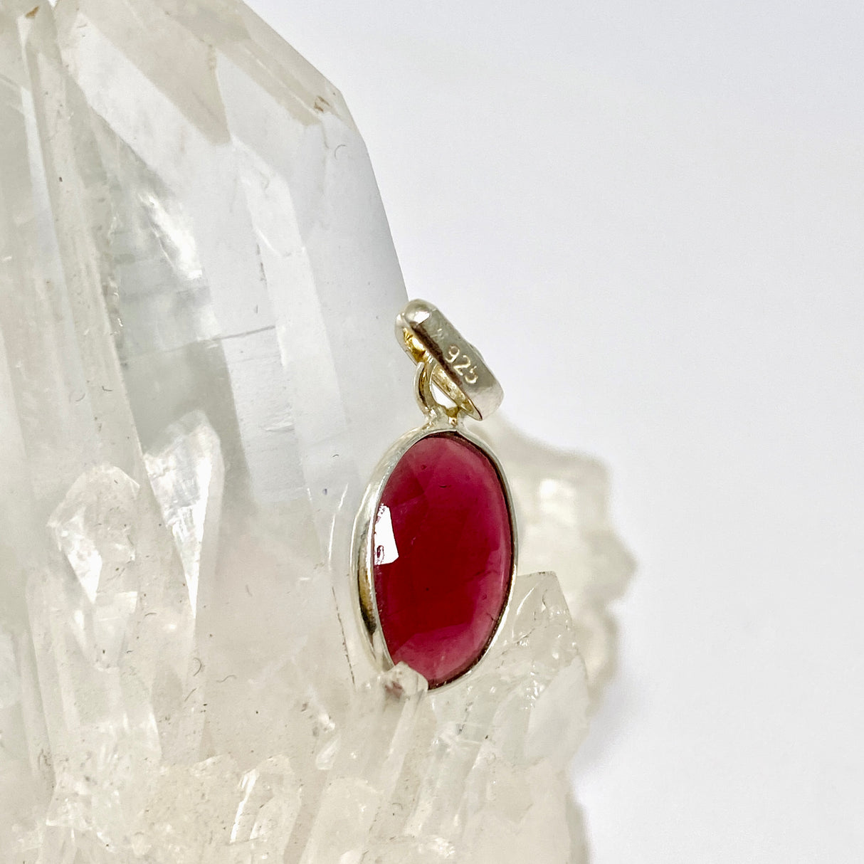 Rhodolite Garnet Oval Faceted Pendant PPGJ1153