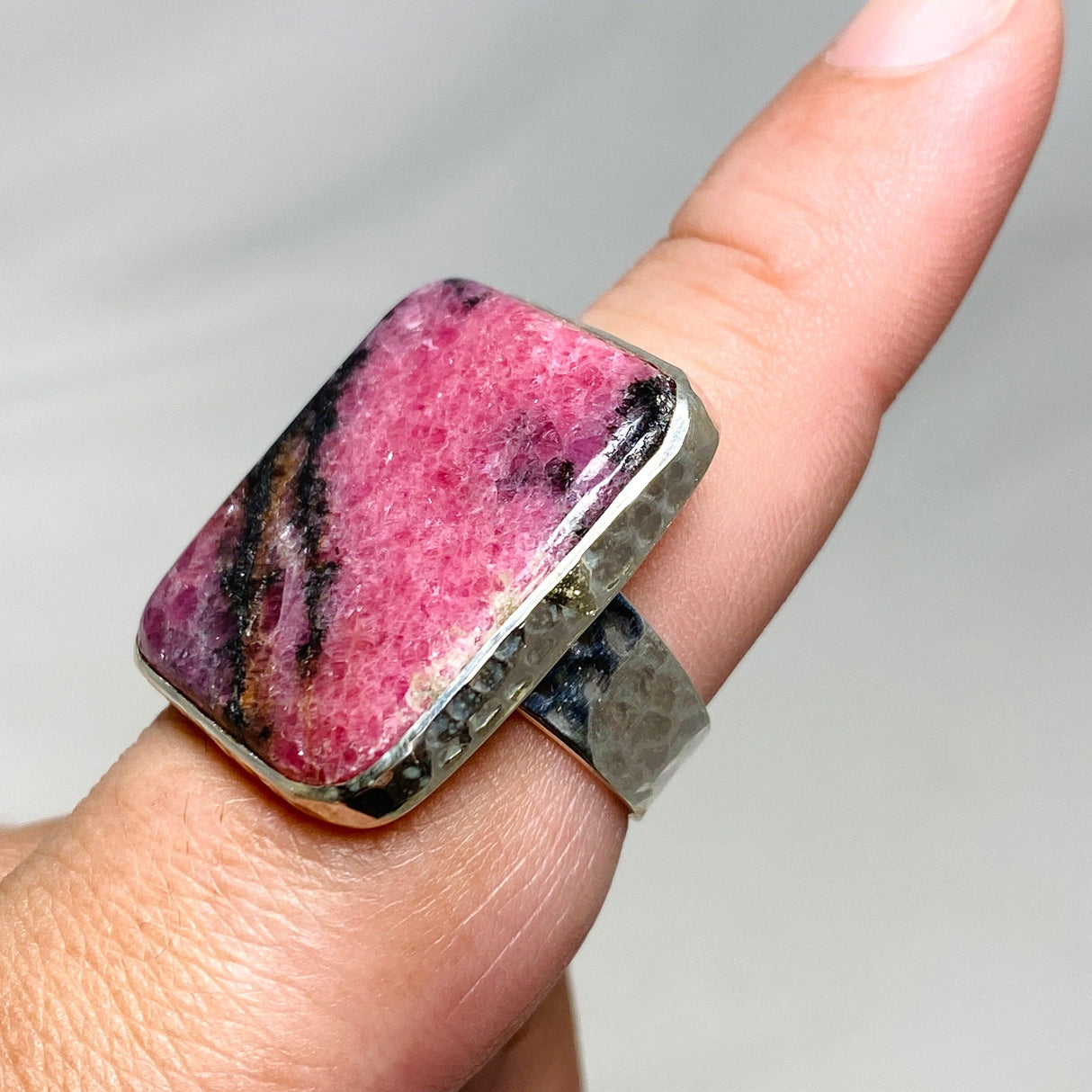 Rhodonite Rectangle Ring in a Hammered Setting Size 10 KRGJ3212 - Nature's Magick
