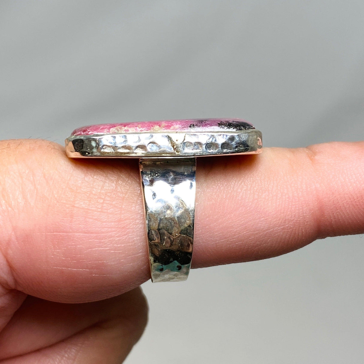 Rhodonite Rectangle Ring in a Hammered Setting Size 10 KRGJ3212 - Nature's Magick