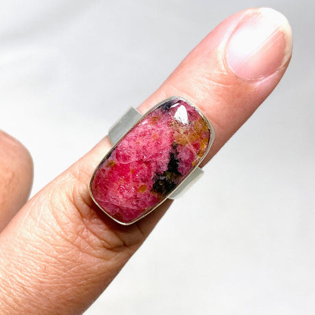 Rhodonite Rectangle Ring Size 7 KRGJ3210 - Nature's Magick