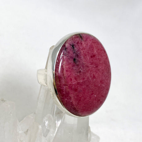 Rhodonite Round Ring Size 11 KRGJ3207 - Nature's Magick