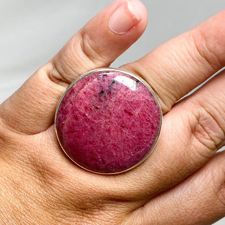 Rhodonite Round Ring Size 11 KRGJ3207 - Nature's Magick