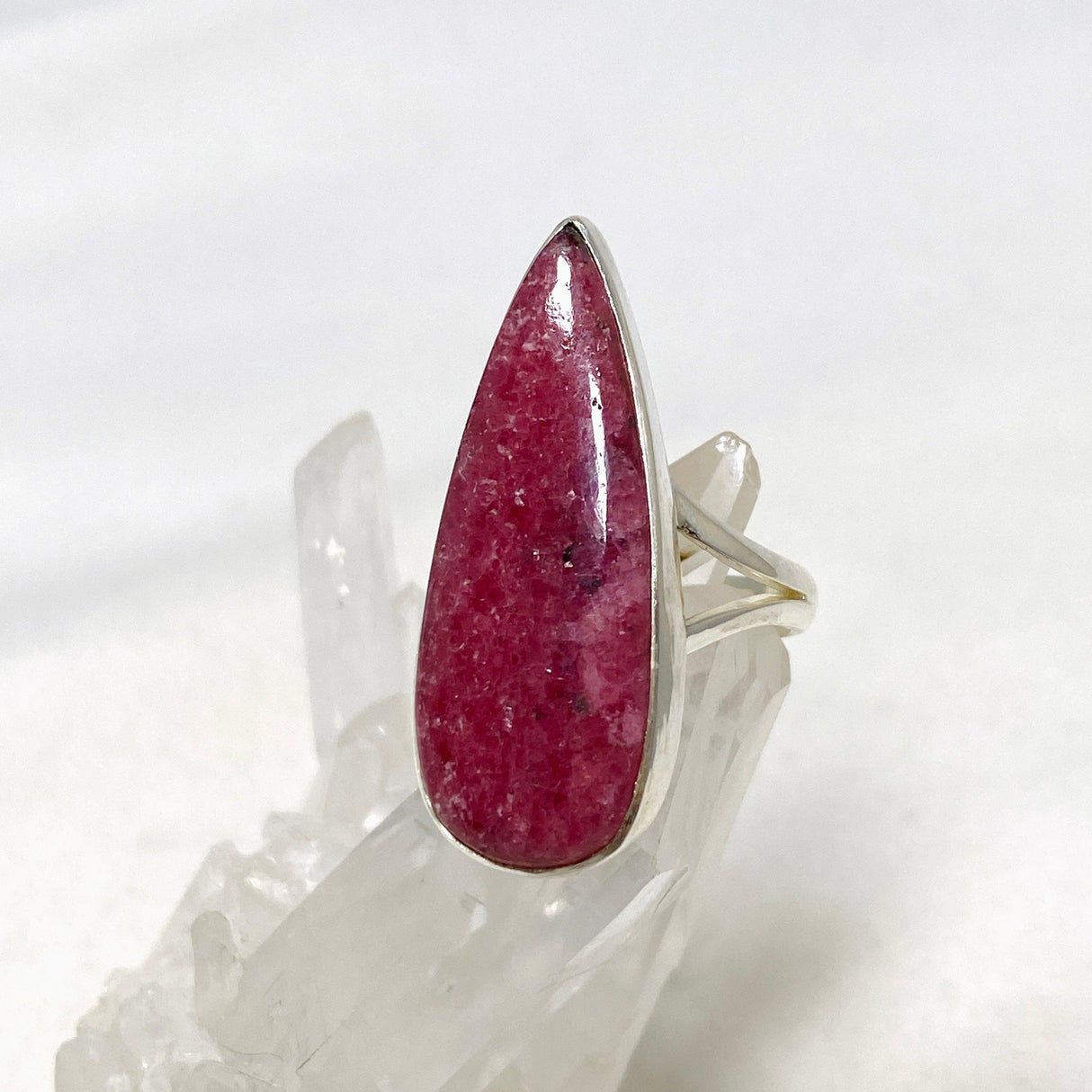 Rhodonite Teardrop Split Ring Size 8 KRGJ3215 - Nature's Magick