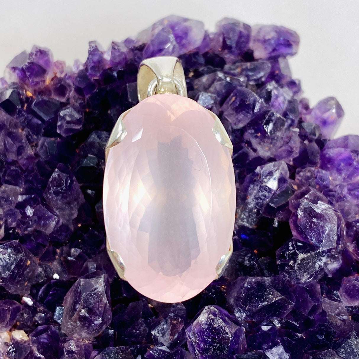 Rose Quartz Faceted Oval Pendant KPGJ3997 - Nature's Magick