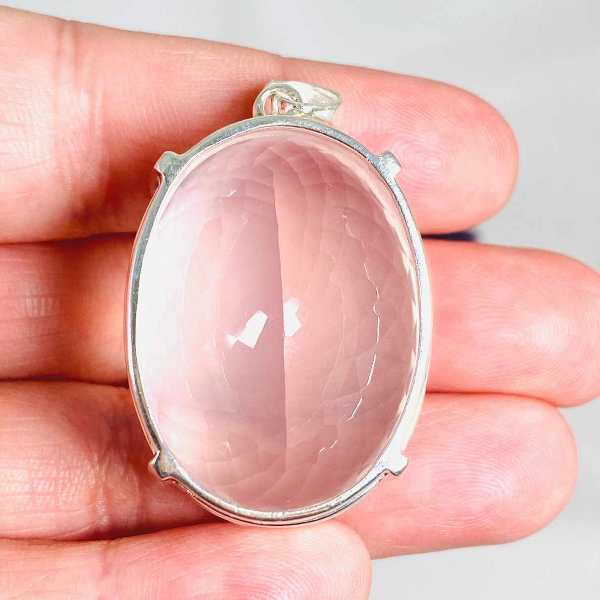 Rose Quartz Faceted Oval Pendant KPGJ3998 - Nature's Magick