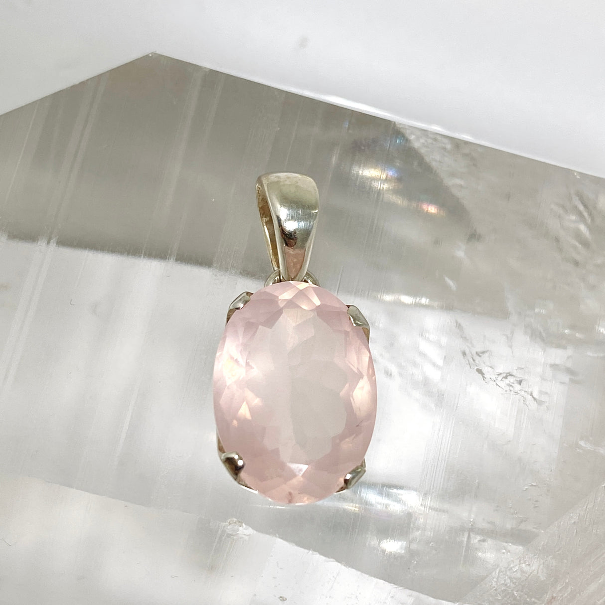 Rose Quartz Oval Faceted Pendant PPGJ1307