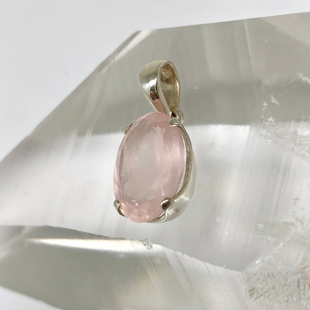 Rose Quartz Oval Faceted Pendant PPGJ1307