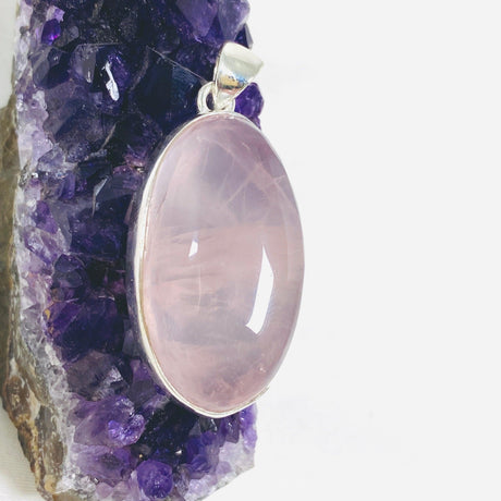 Rose Quartz Oval Pendant KPGJ3986 - Nature's Magick