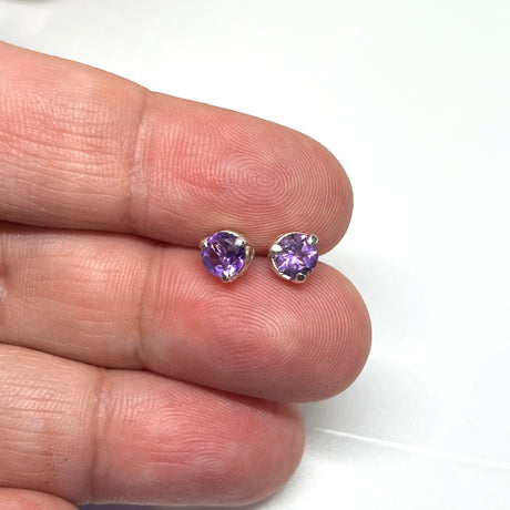 Round Faceted Gemstone 3-claw Set Stud Earring 5mm PSE005