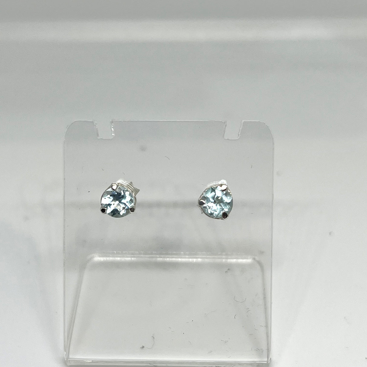 Round Faceted Gemstone 3-claw Set Stud Earring 5mm PSE005