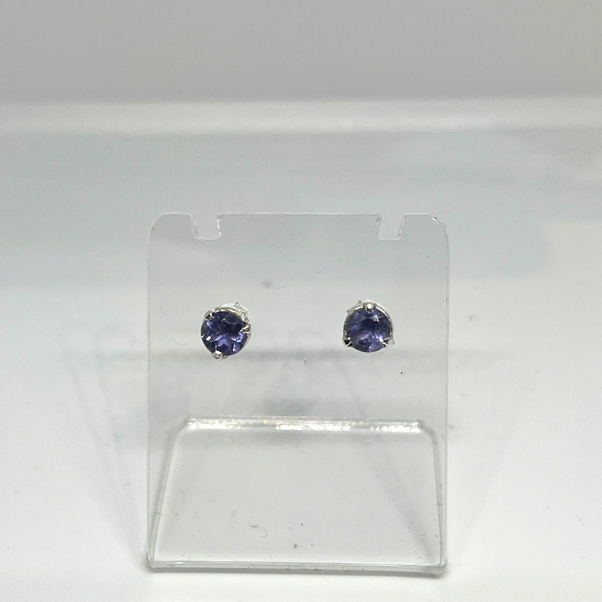 Round Faceted Gemstone 3-claw Set Stud Earring 5mm PSE005