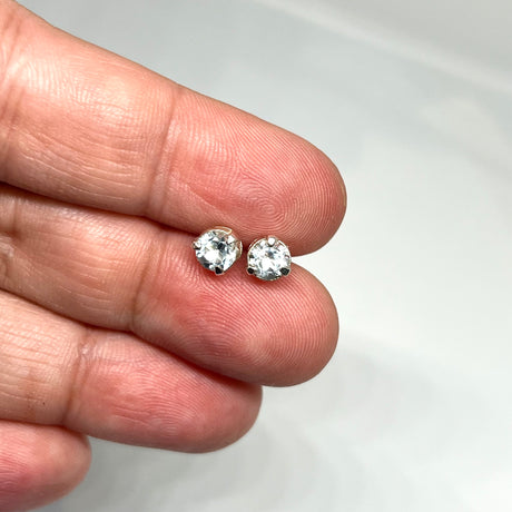 Round Faceted Gemstone Decorative 3-claw Set Stud Earrings 5mm PSE028