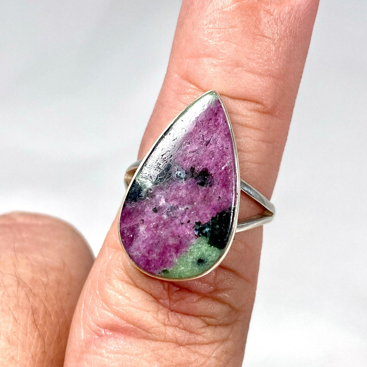 Ruby in Zoisite teardrop ring s.8 KRGJ2443 - Nature's Magick