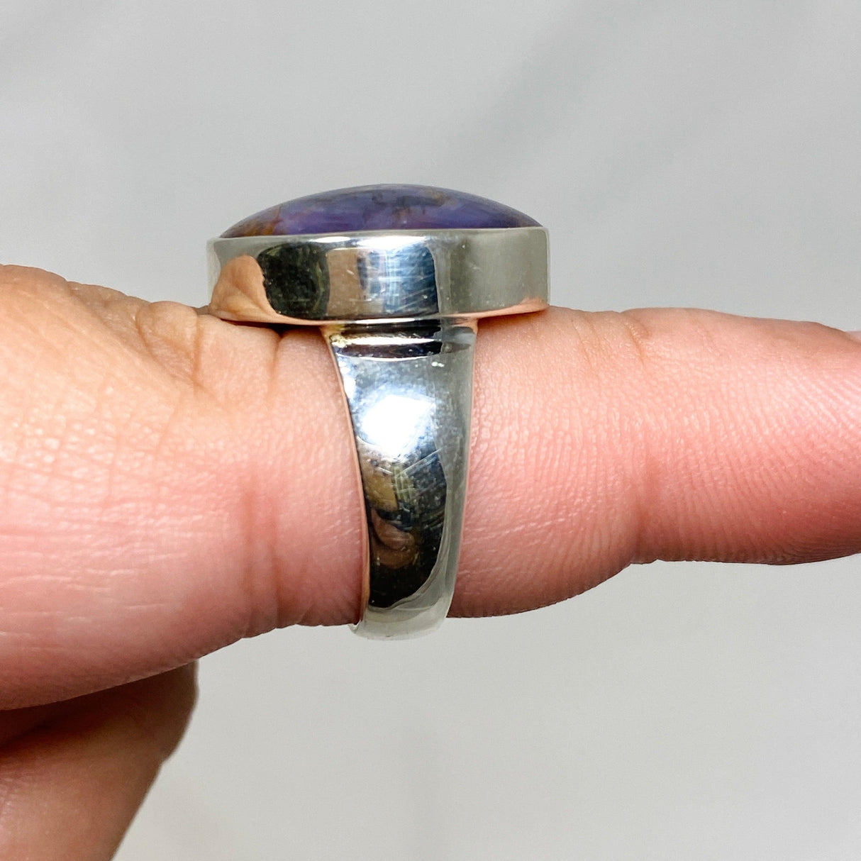 Sapphire Round Ring Size 8 KRGJ3177 - Nature's Magick