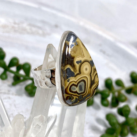 Schalenblende teardrop beaten band ring s.9 KRGJ1648 - Nature's Magick