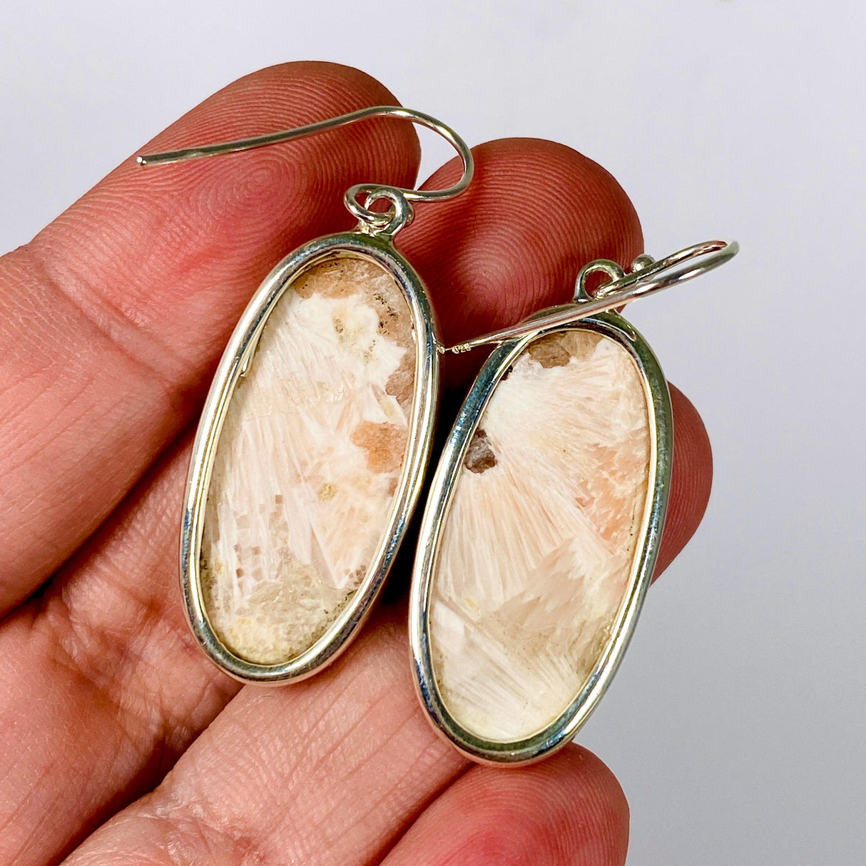 Scolecite oval earrings KEGJ1323