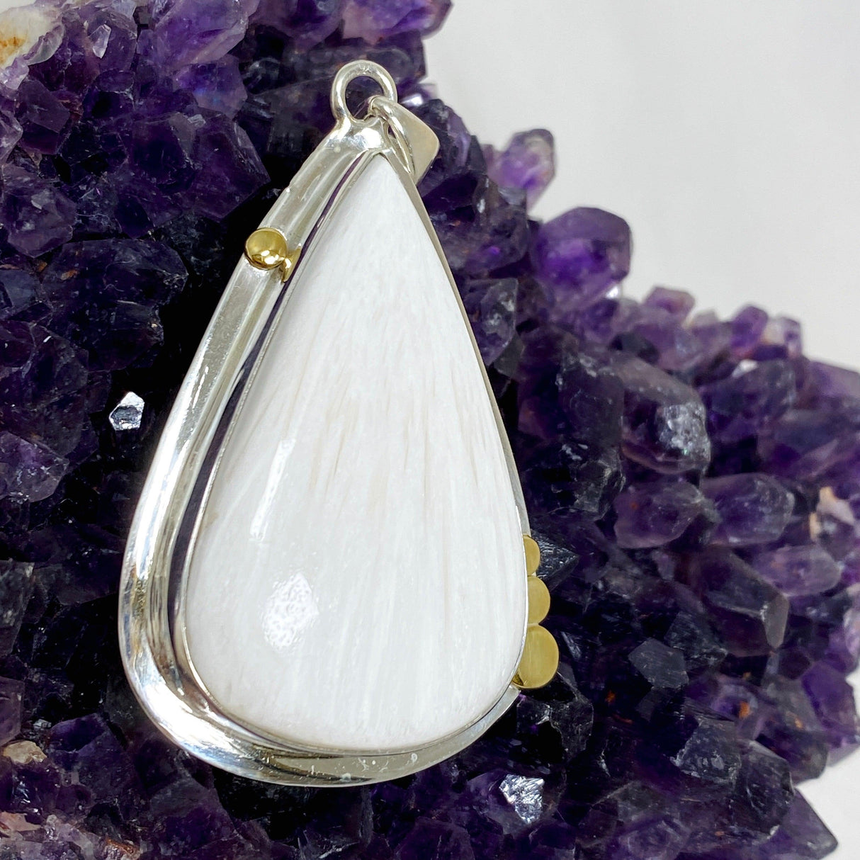 Scolecite Teardrop Pendant in a Decorative Setting KPGJ4508 - Nature's Magick