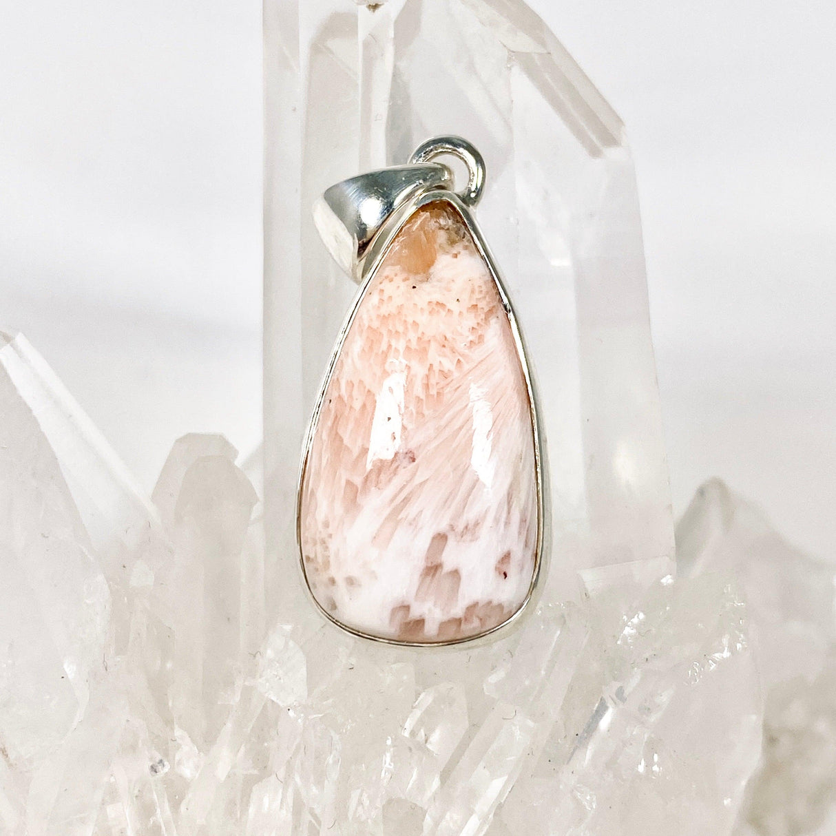 Scolecite teardrop pendant KPGJ3809