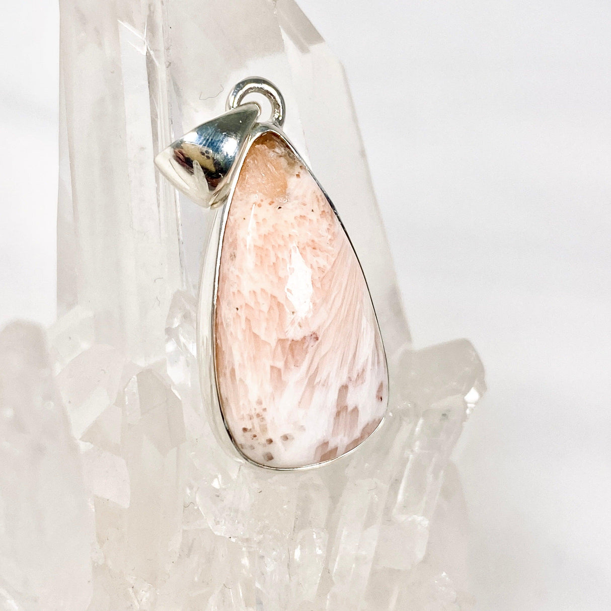 Scolecite teardrop pendant KPGJ3809