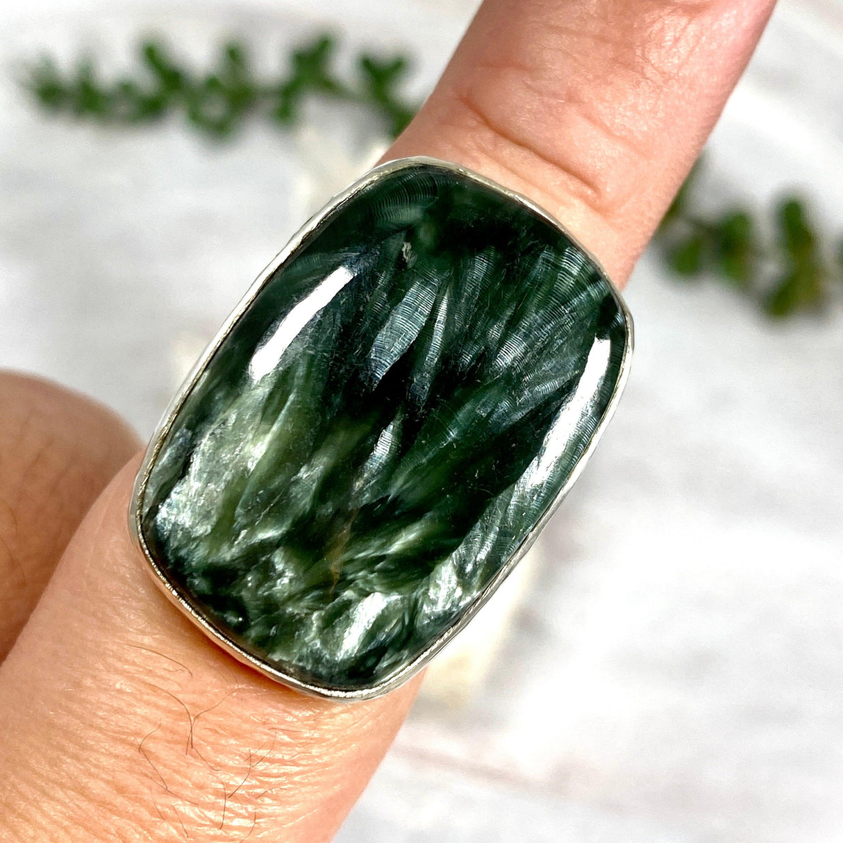 Seraphinite rectangular ring s.8 KRGJ516 - Nature's Magick