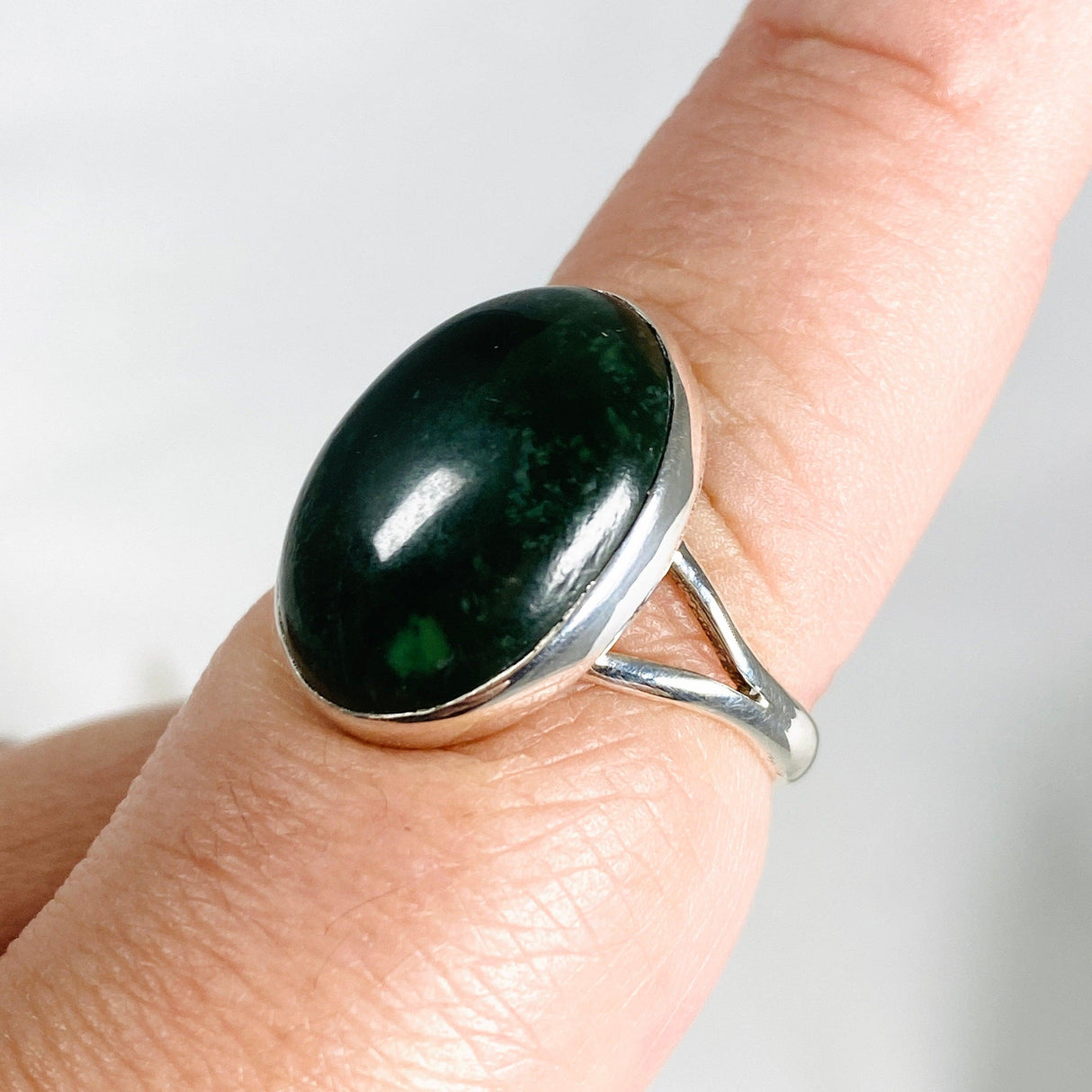 Serpentine Oval Ring Size 9 KRGJ2033 - Nature's Magick