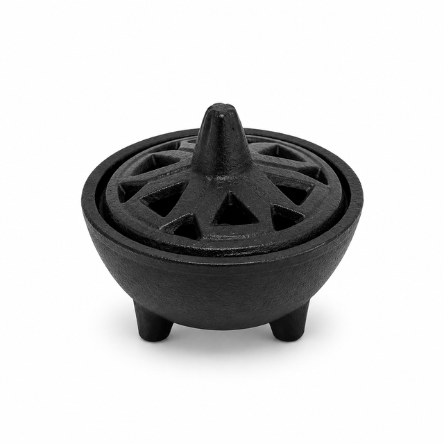 Small cast iron cauldron with decorative cutwork lid, 8cm