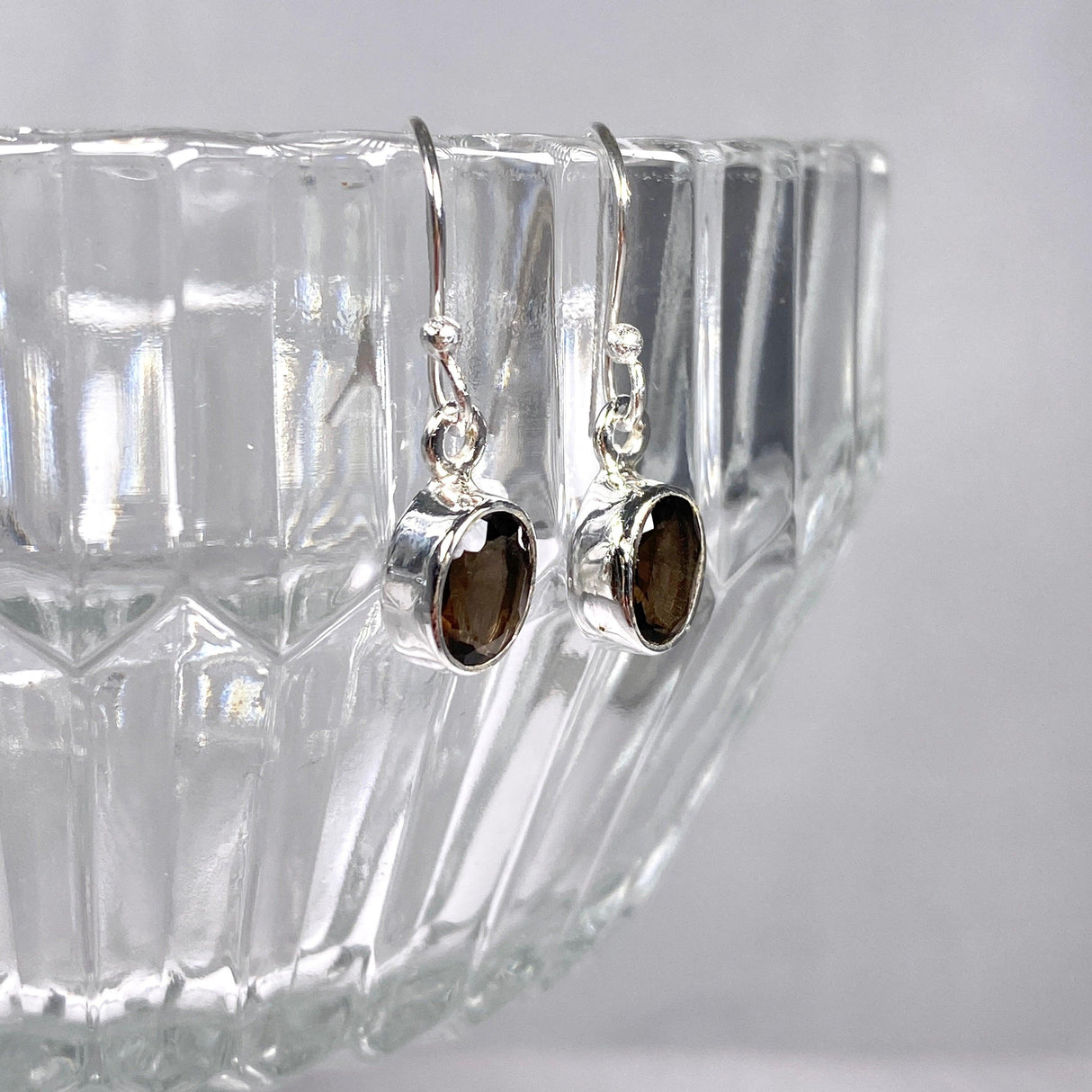 Smokey Quartz petite oval faceted earrings R2363-SQO - Nature's Magick