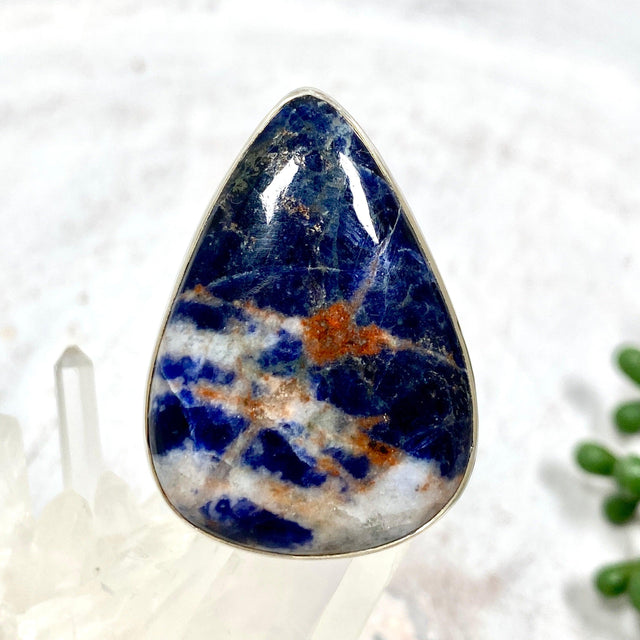 Sodalite teardrop cabochon ring with beaten band s.9 KRGJ937 - Nature's Magick