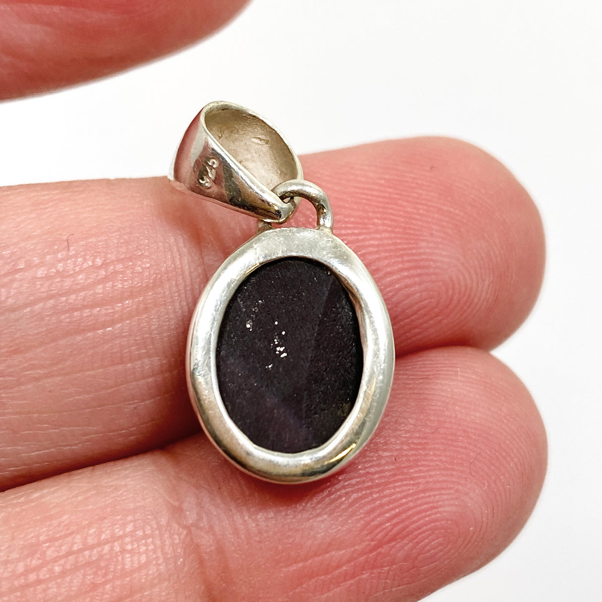 Star Garnet Oval Cabochon Pendant KPGJ4847