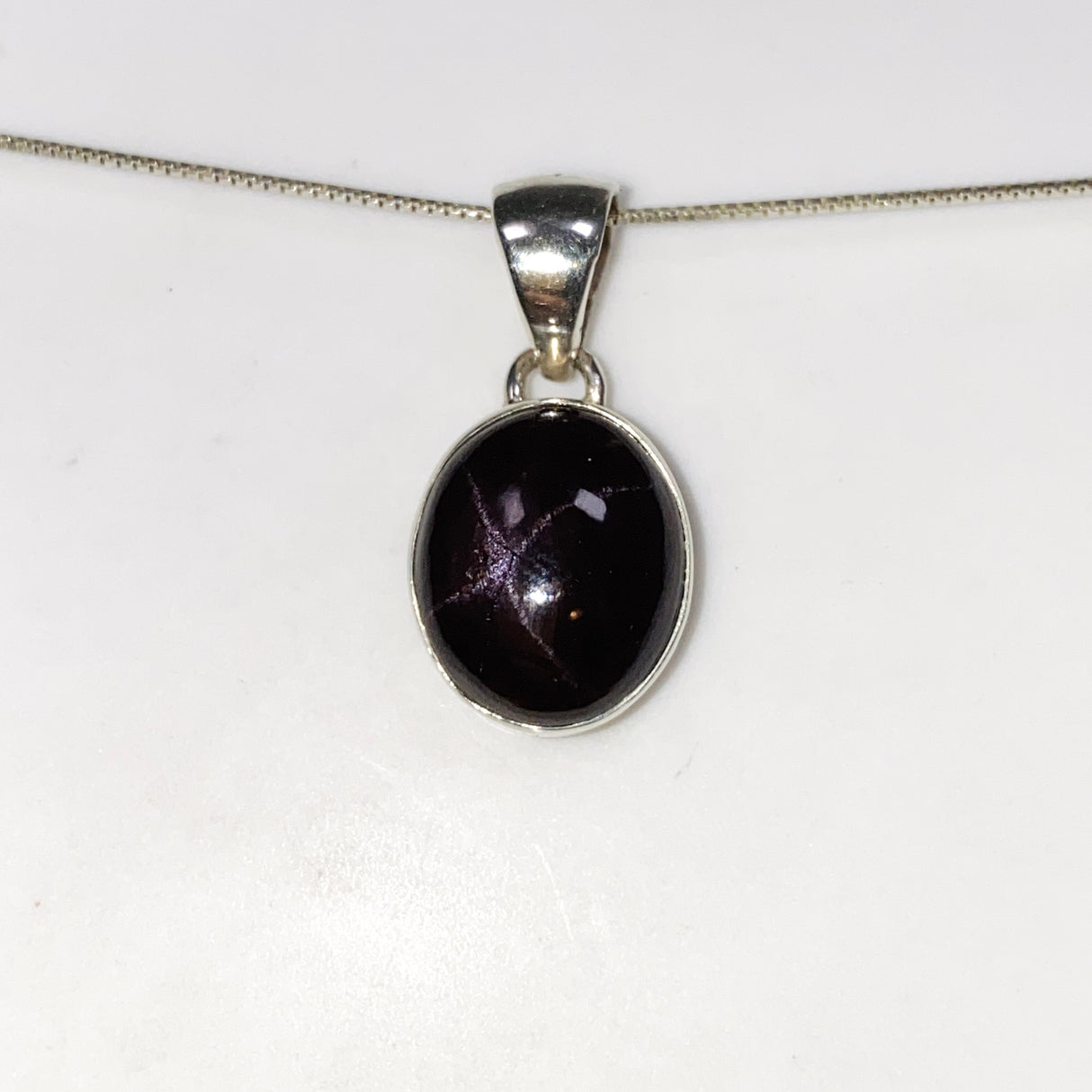 Star Garnet Oval Cabochon Pendant KPGJ4847