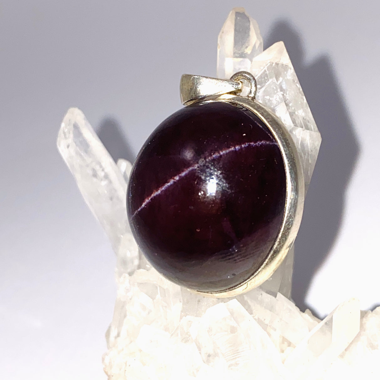 Star Garnet Oval Cabochon Pendant PPGJ869