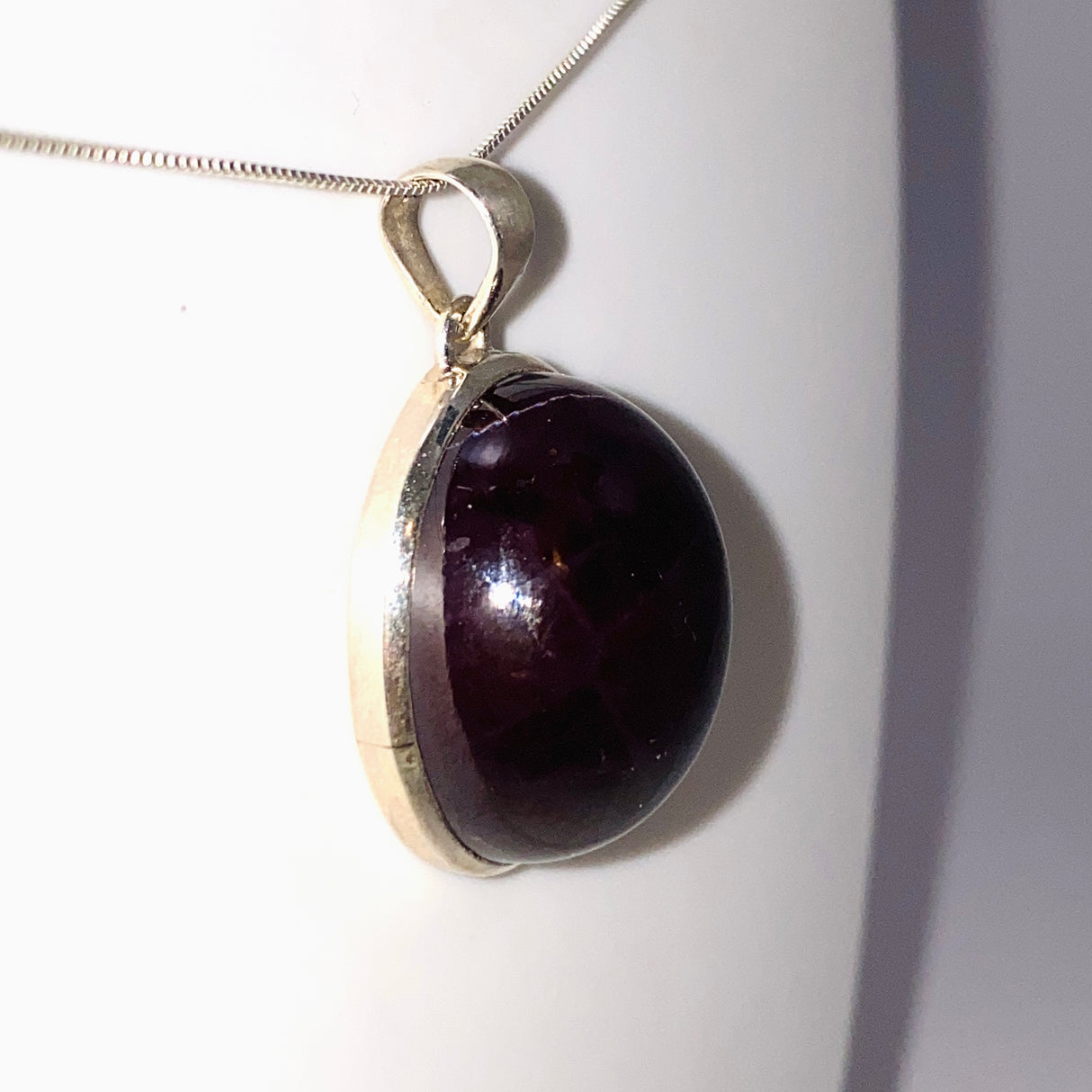 Star Garnet Oval Cabochon Pendant PPGJ869