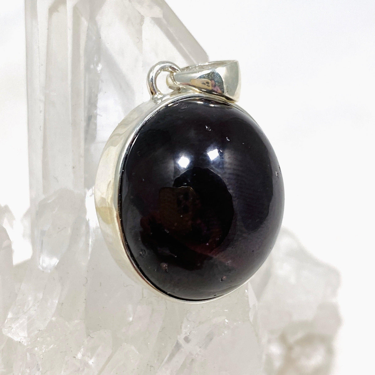 Star Garnet Oval Pendant KPGJ4227 - Nature's Magick