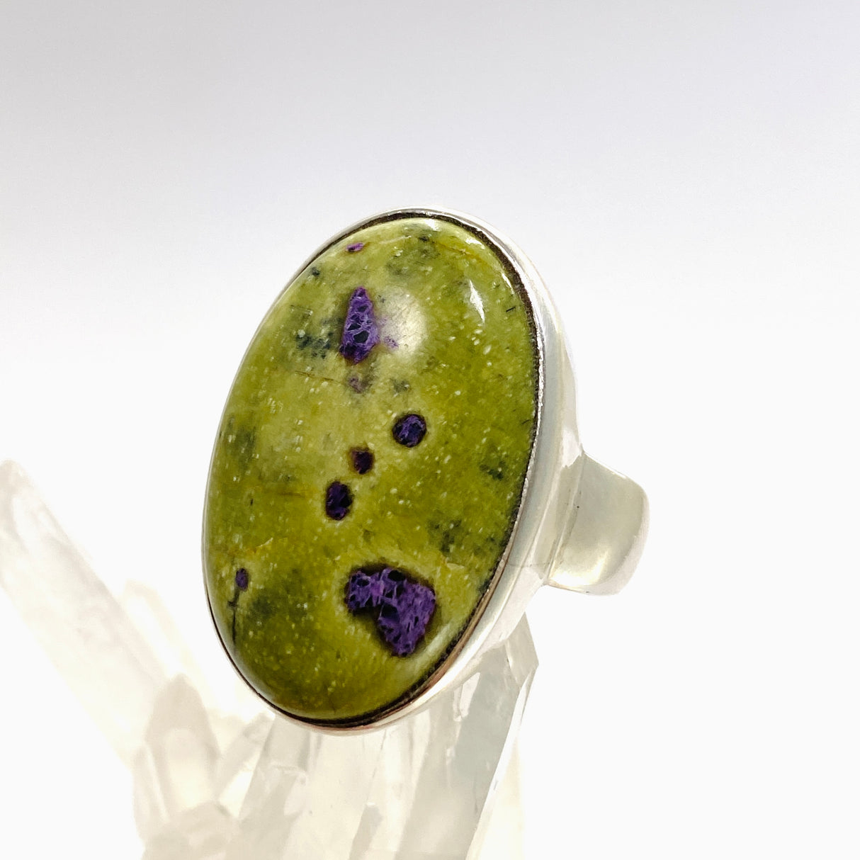 Stichtite in Serpentine (Atlantasite) Oval Cabochon Ring Size 10.5 PRGJ920