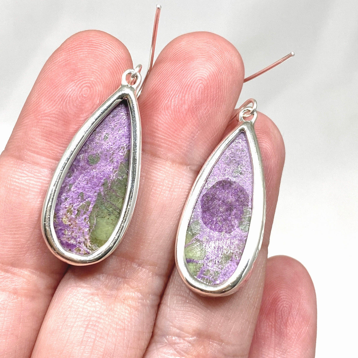 Stichtite in Serpentine (Atlantasite) Teardrop Earrings KEGJ1453 - Nature's Magick