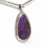 Stichtite in Serpentine (Atlantasite) Teardrop Pendant in a Hammered Setting KPGJ4278 - Nature's Magick