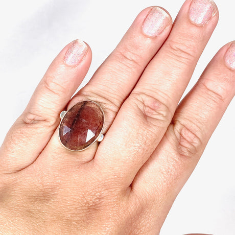 Strawberry Quartz faceted oval ring s.10 KRGJ3005 - Nature's Magick