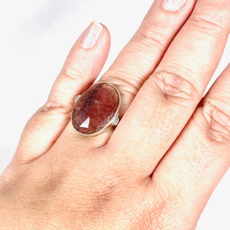 Strawberry Quartz faceted oval ring s.10 KRGJ3005 - Nature's Magick