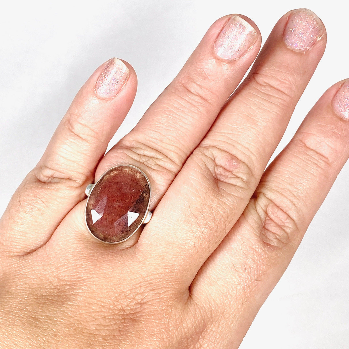 Strawberry Quartz faceted oval ring s.9 KRGJ3007 - Nature's Magick