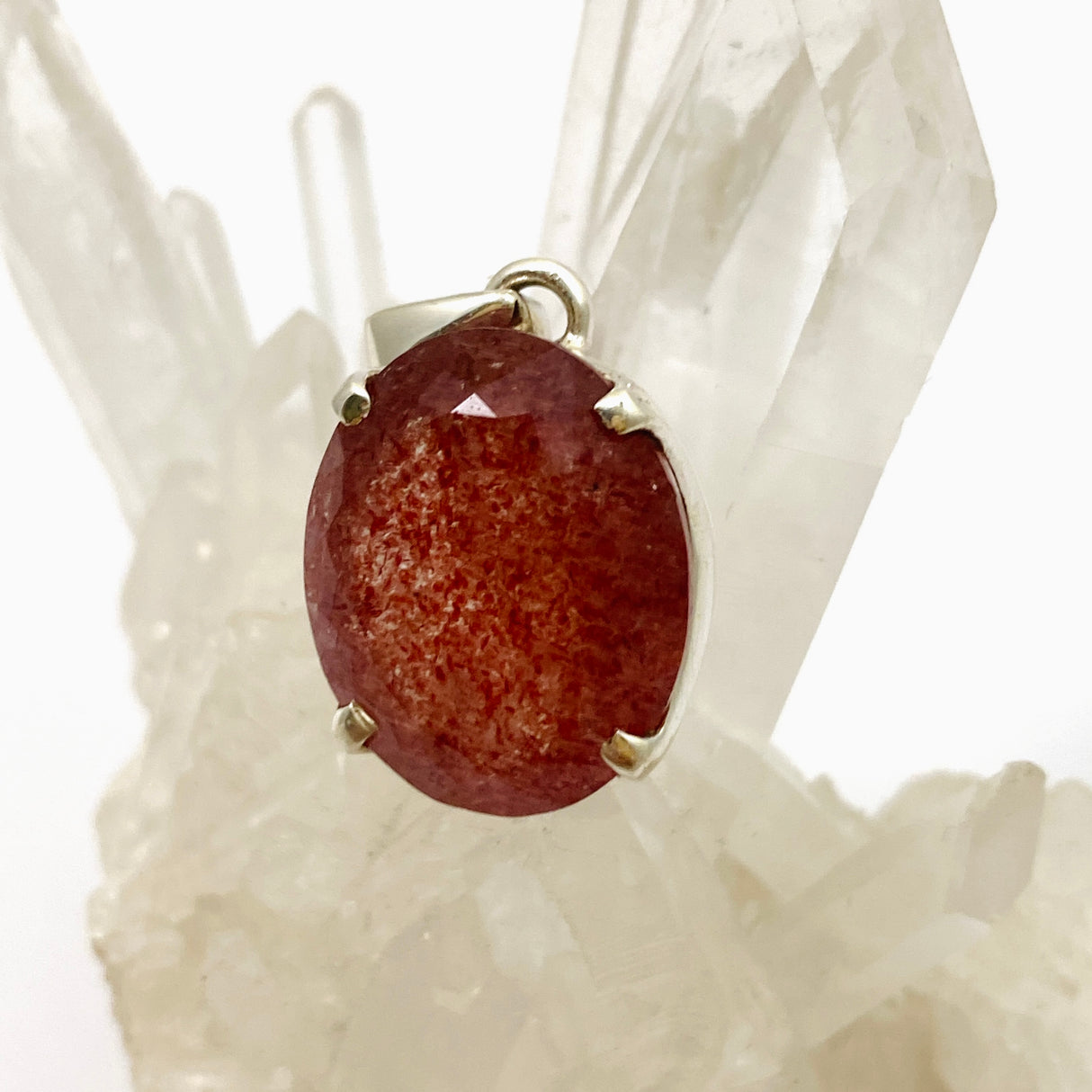 Strawberry Quartz Oval Faceted Pendant PPGJ950