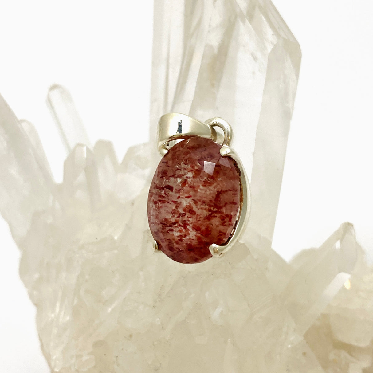 Strawberry Quartz Oval Faceted Pendant PPGJ951