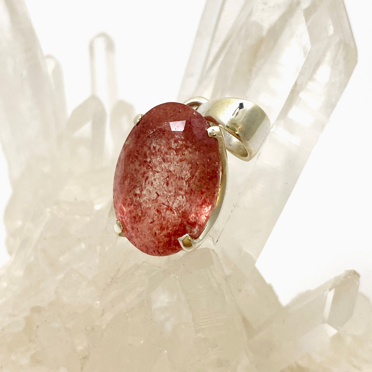 Strawberry Quartz Oval Faceted Pendant PPGJ952