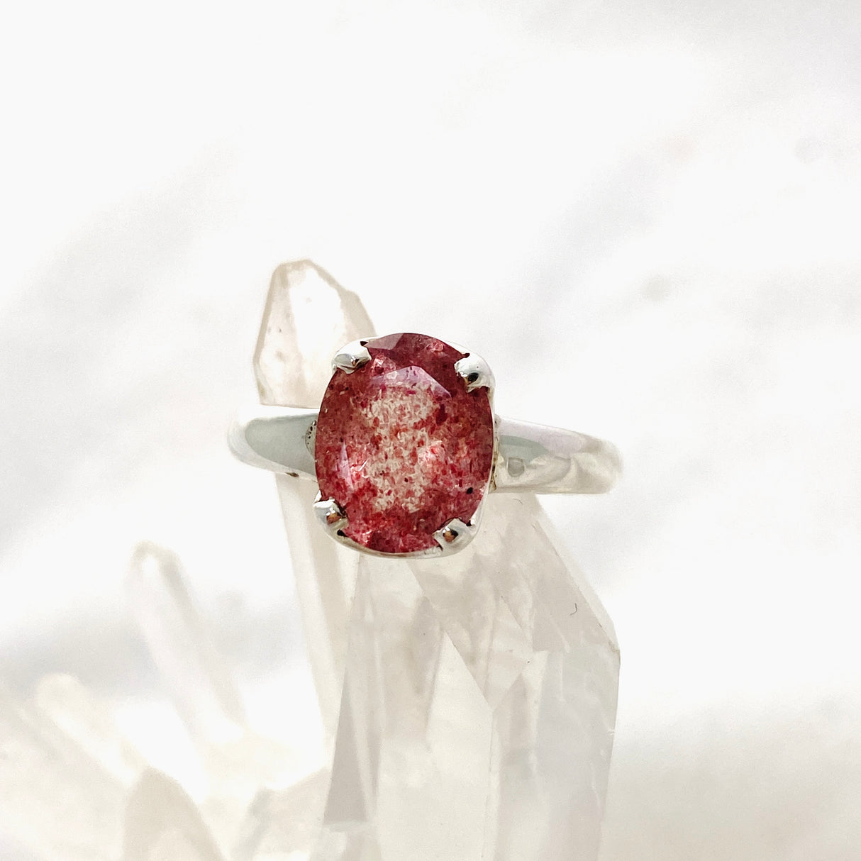 Strawberry Quartz Oval Faceted Ring Size 7 PRGJ596