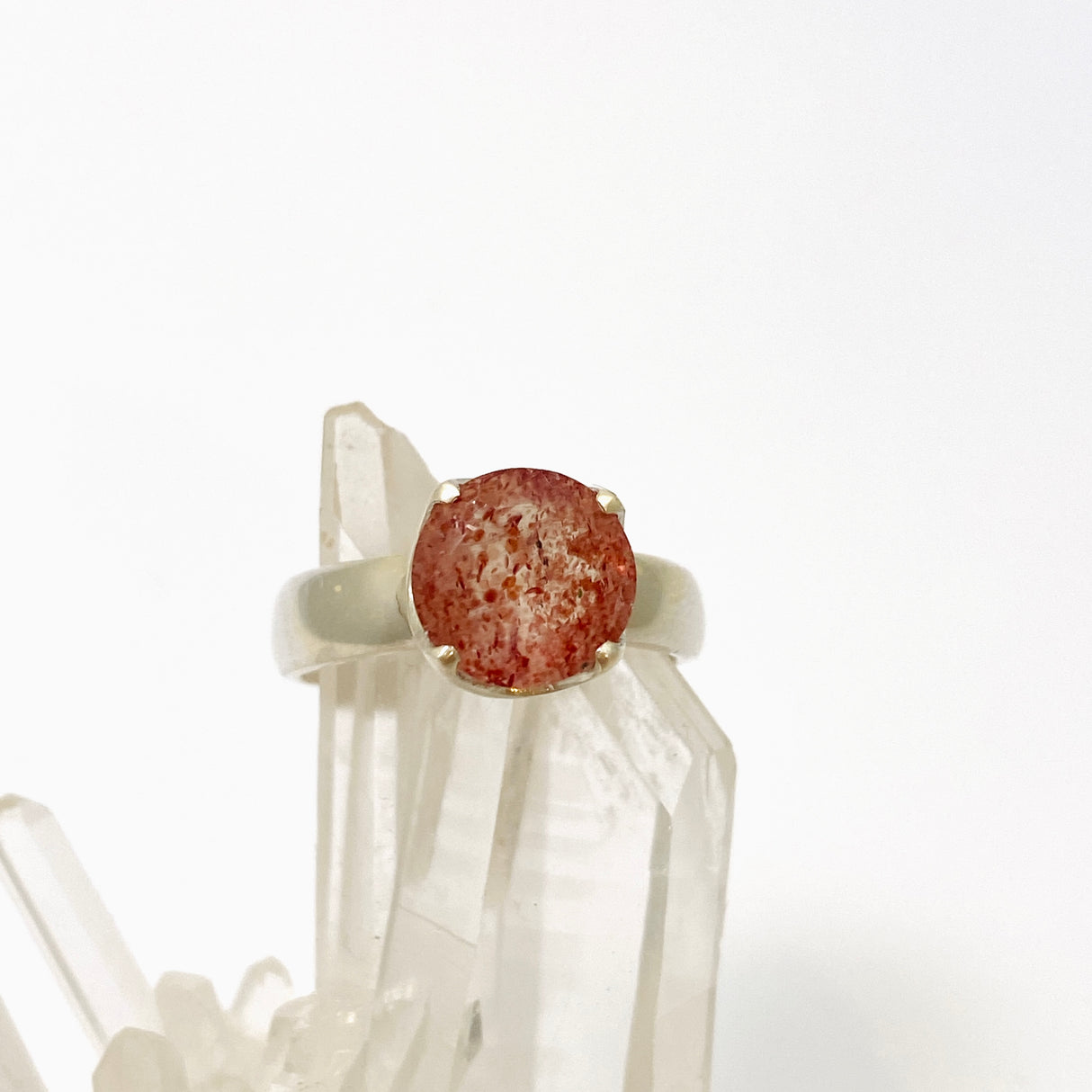 Strawberry Quartz Round Faceted Ring Size 8.5 PRGJ764